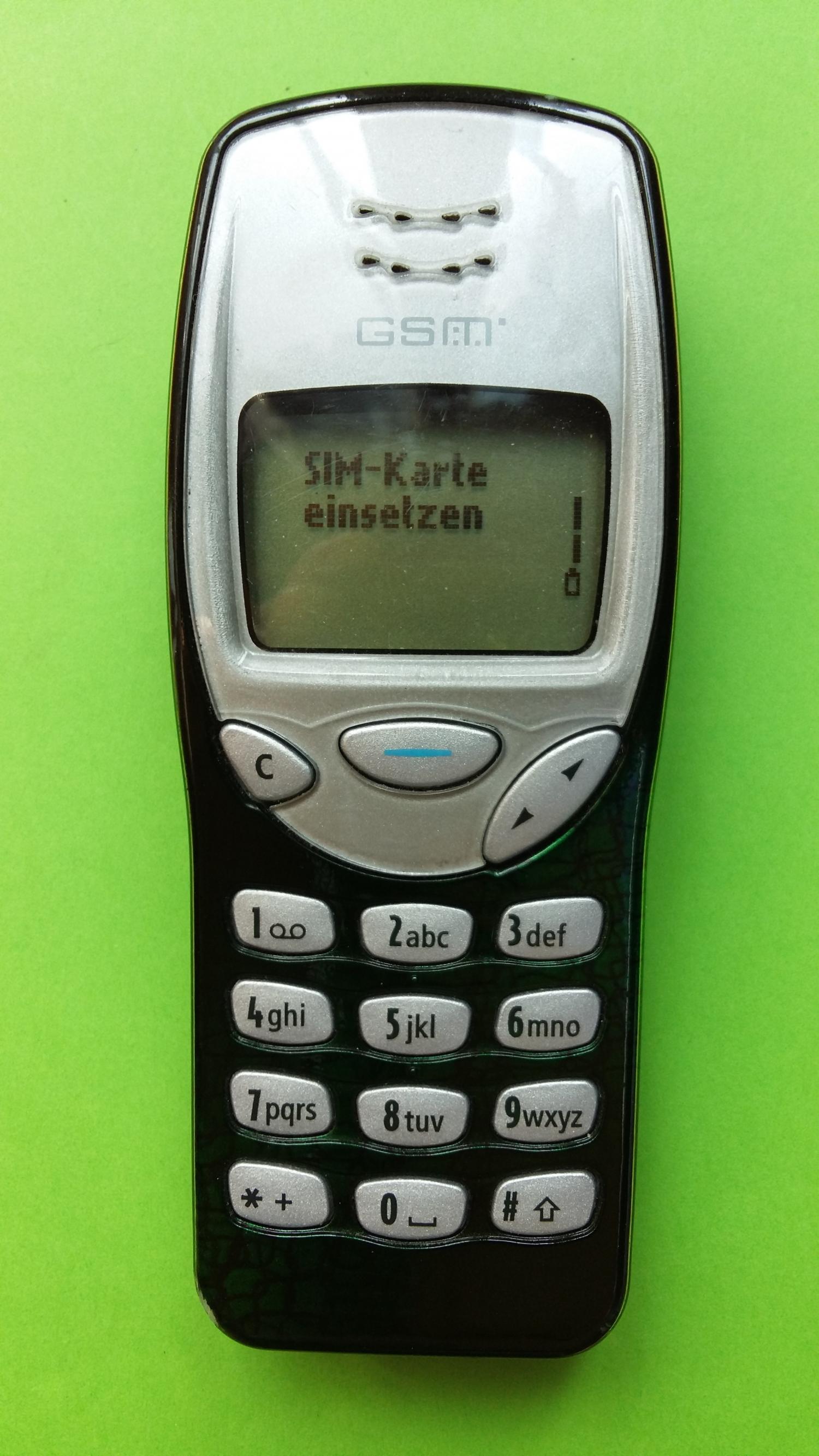 image-7303032-Nokia 3210 (32)1.jpg